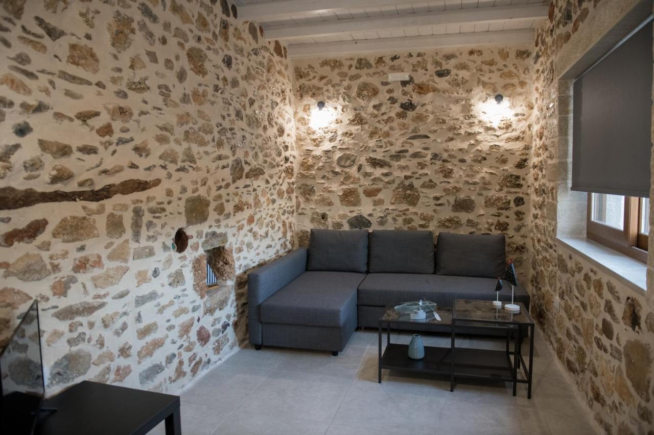 Vila Petrino In Sisi Exteriér fotografie
