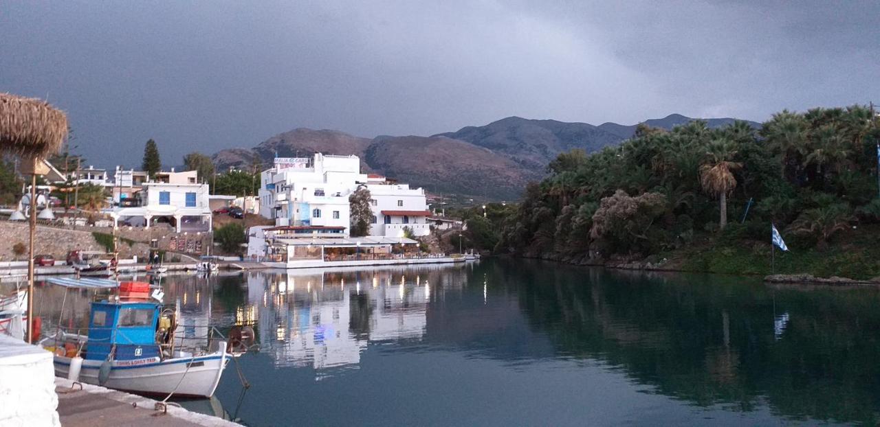 Vila Petrino In Sisi Exteriér fotografie