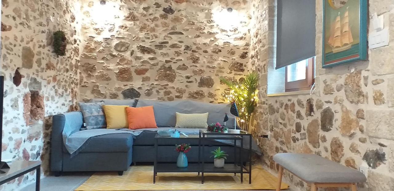 Vila Petrino In Sisi Exteriér fotografie